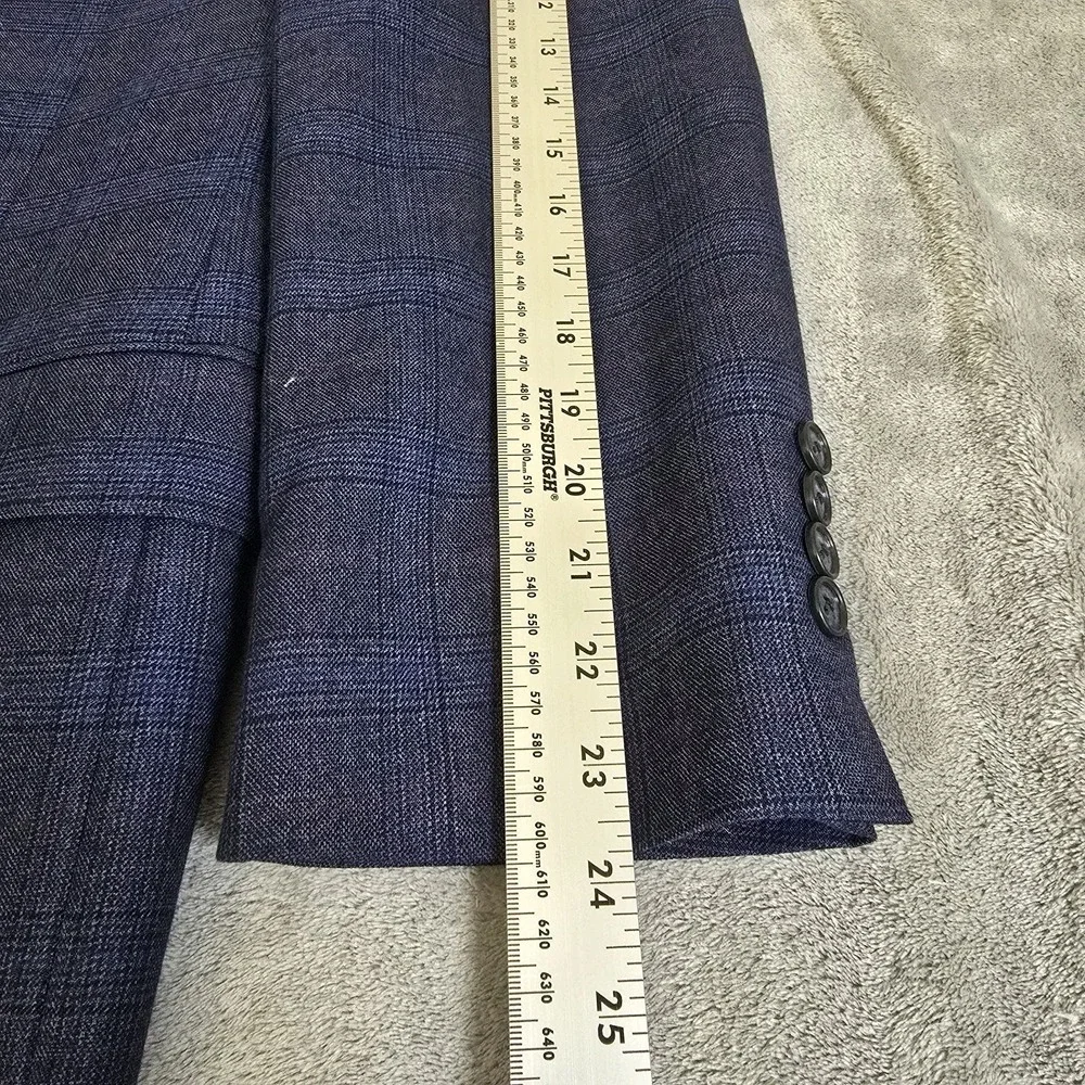 Jos A Bank Blazer Mens 42R Blue Plaid Window Pane Pattern 80% Wool Classicore